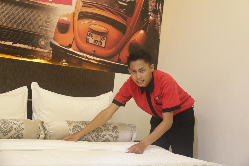 Malang City Boulevard Homestay Exterior photo