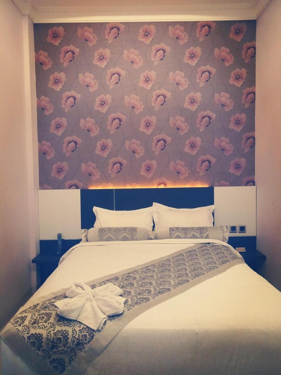 Malang City Boulevard Homestay Exterior photo