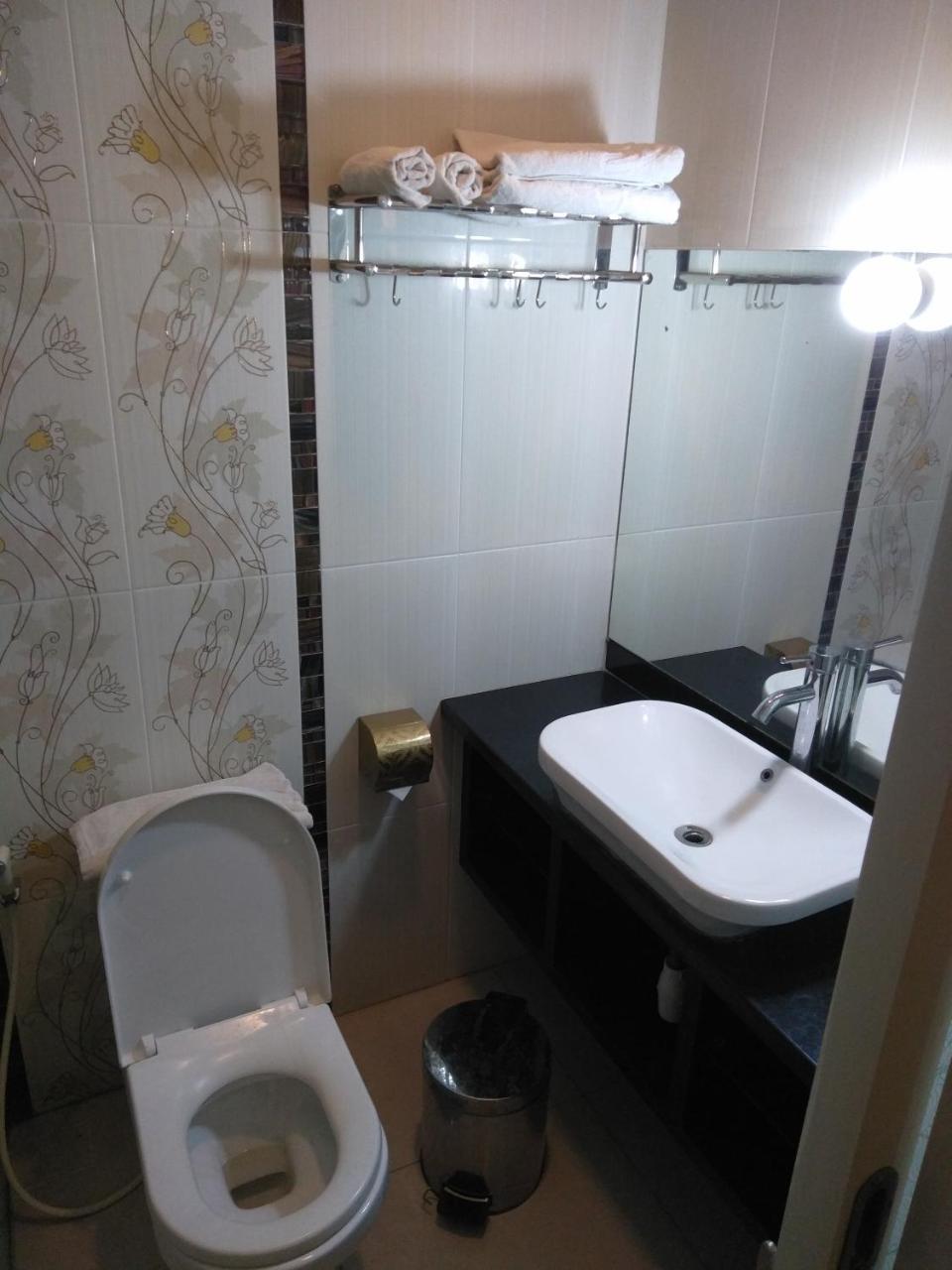 Malang City Boulevard Homestay Exterior photo