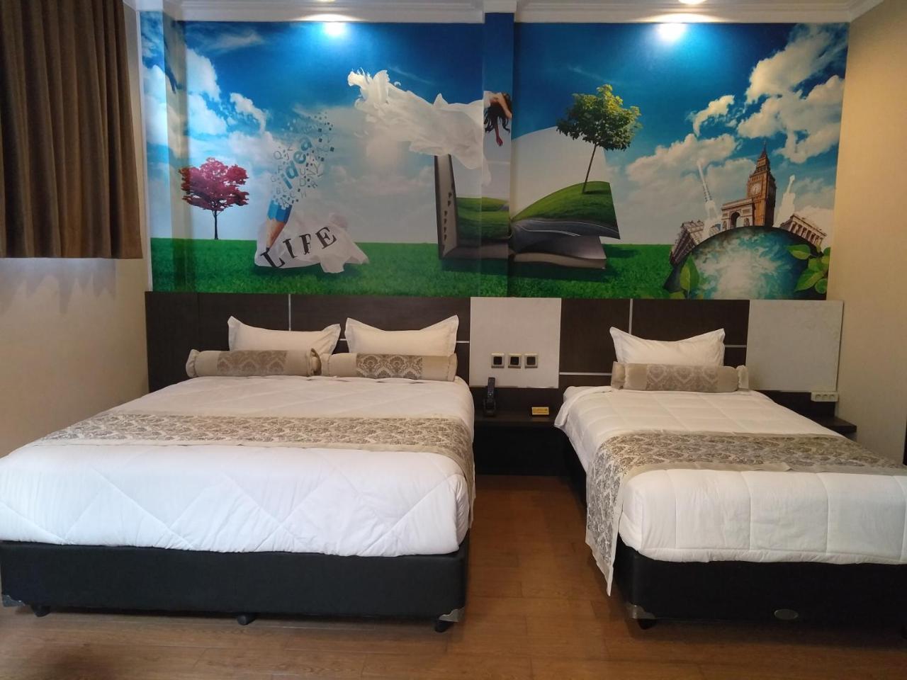 Malang City Boulevard Homestay Exterior photo